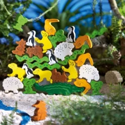 HABA Animal Upon Animal - Classic Wooden Stacking Game (Made In Germany) -Haba GUEST 057aa298 b2f7 4a3d 9757 47172e5a5614