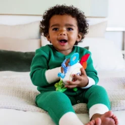 HABA Teether Cuddly Rainbow Round - Soft Activity Toy With Rattling & Teething Elements -Haba GUEST feadfa6d 24c9 4cbb a43b ff79452325a5